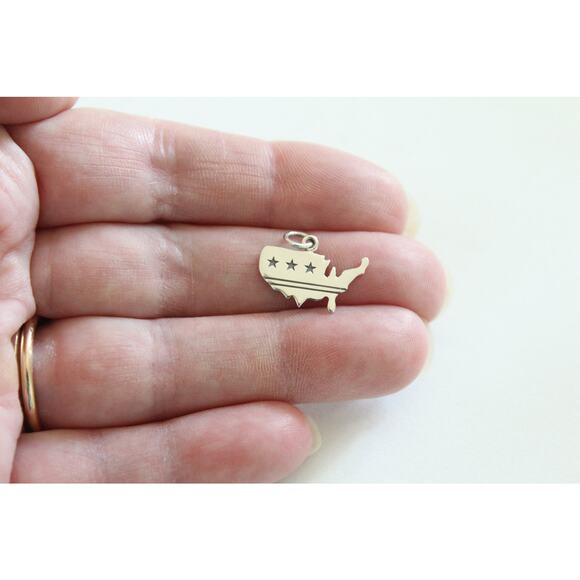 Sterling Silver United States Charm with Stars and Stripes - Picture 3 of 6